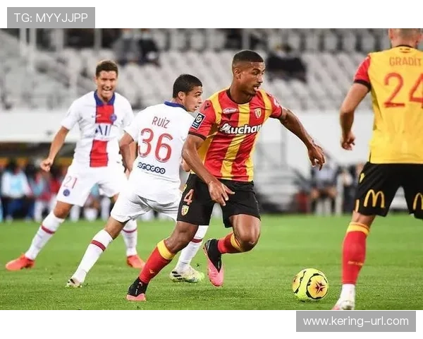 法甲中游球队面临财政现实与竞技雄心间的艰难平衡。